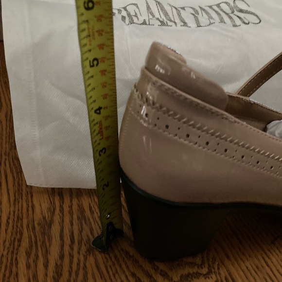 👠DREAM PAIRS👠NUDE FAUX PATENT LEATHER T-STRAP BUCKLE SZ9 CHUNKY HEEL✨NEW✨NWT💥 - Picture 13 of 13